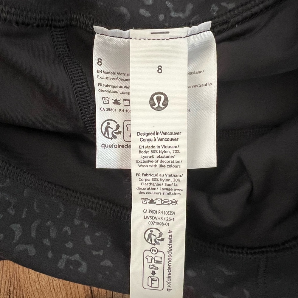 Lululemon Align High-Rise 28” Leopard Daisy Emboss Black - Picture 4 of 5